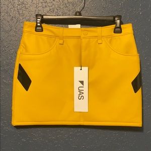 Women’s Femmes Mujeres